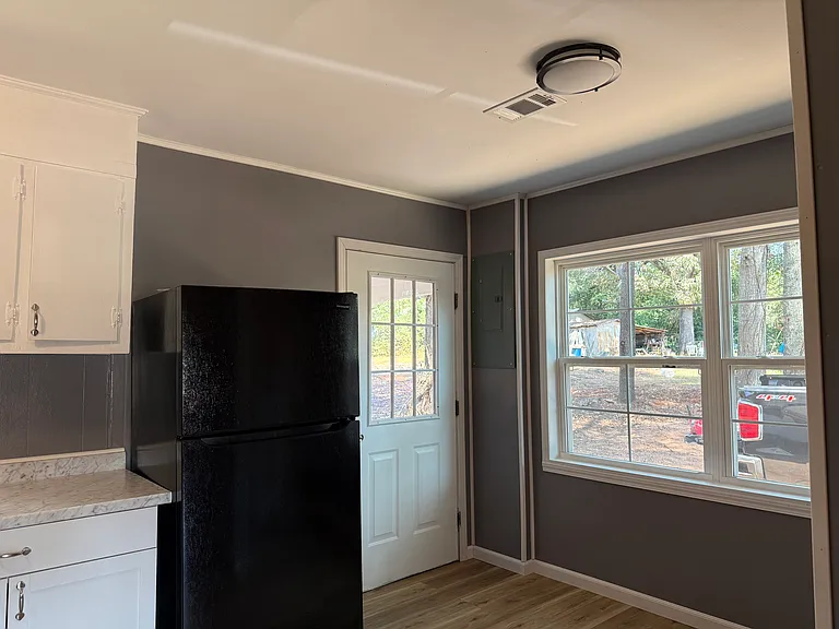 136 Loop Rd — Photo 9