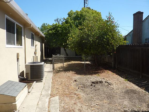 3rd image of 719 S Maple Ave
