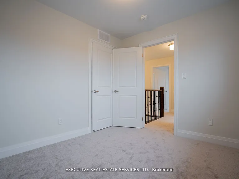 612 Wedlock Ln — Photo 32