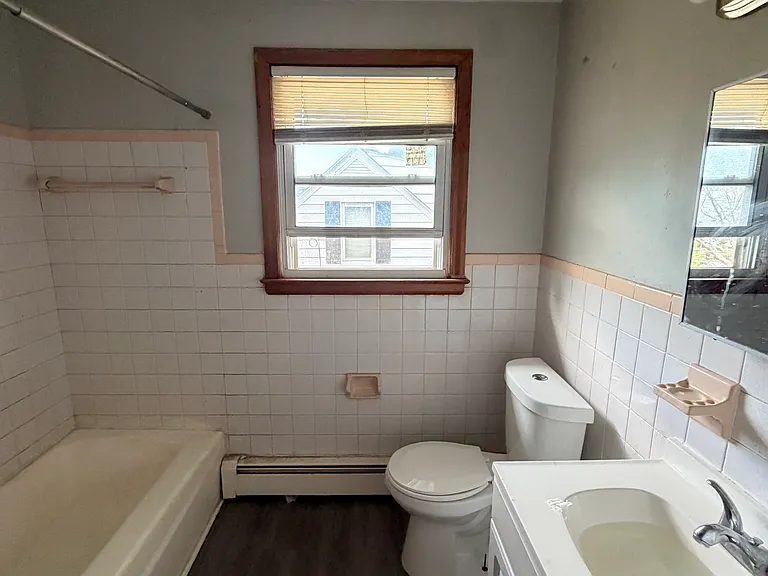 127 Warner St #2-0 — Photo 8