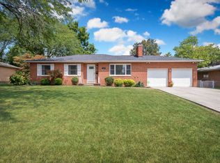 1140 Trentwood Rd, Columbus, OH 43221