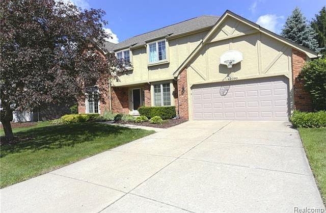 2nd image of 42090 Waterfall Rd