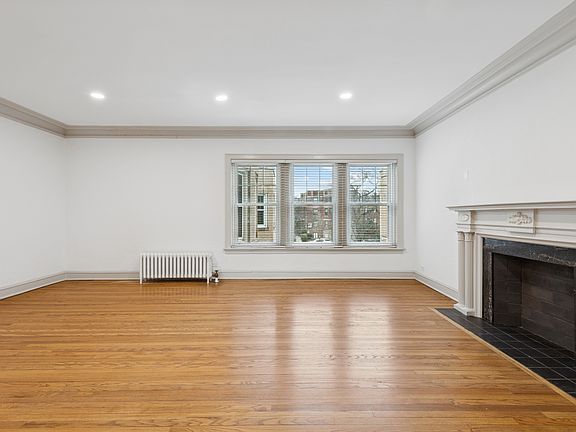 4th image of 531-539 Hinman Ave #E-3