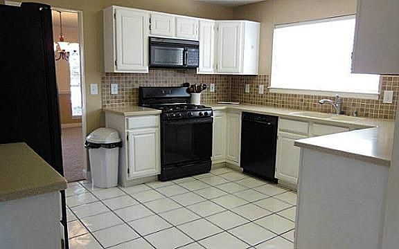 5th image of 4321 Lavaca Dr