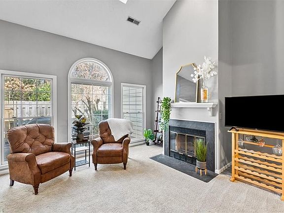 4th image of 27 Park Village Ln Unit A