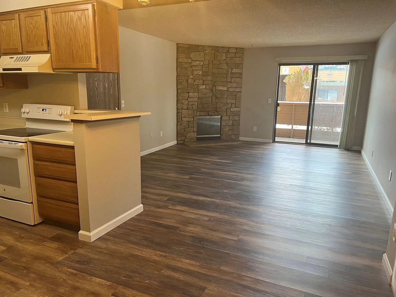 3345 S Ammons St — Photo 2