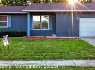 1411 Greenridge Dr, Urbana, IL
