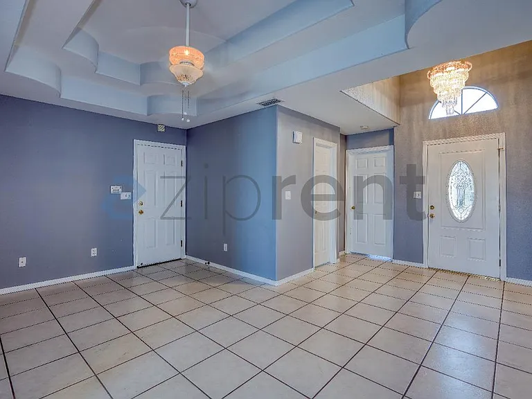 6053 Blanco River St — Photo 2