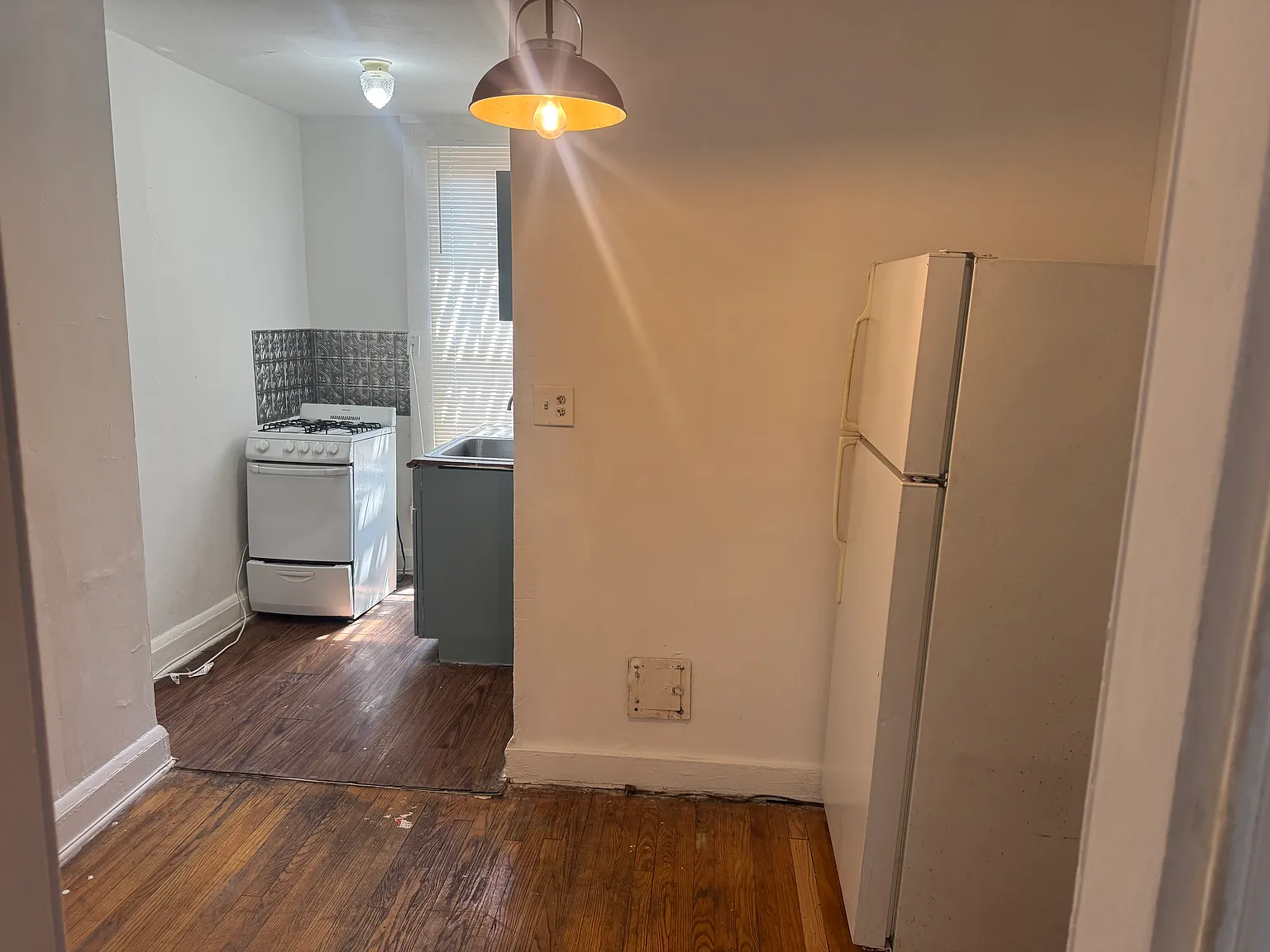 1 bed, 800 sqft, $1,075 — Photo 4