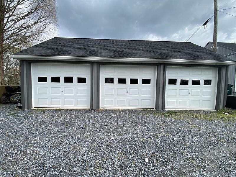 2nd image of 2164-2166 W Main St #6-8