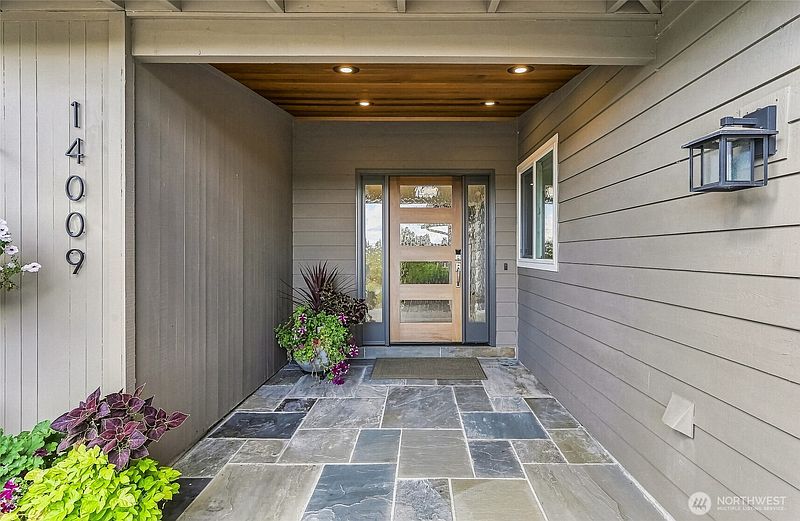 4th image of 14009 NE 74th Street