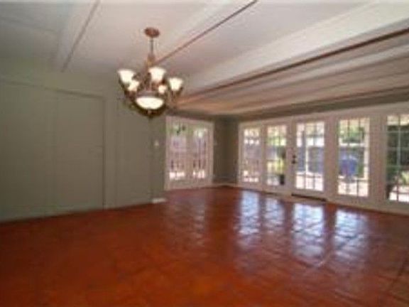 3rd image of 2714 Haverhill Dr