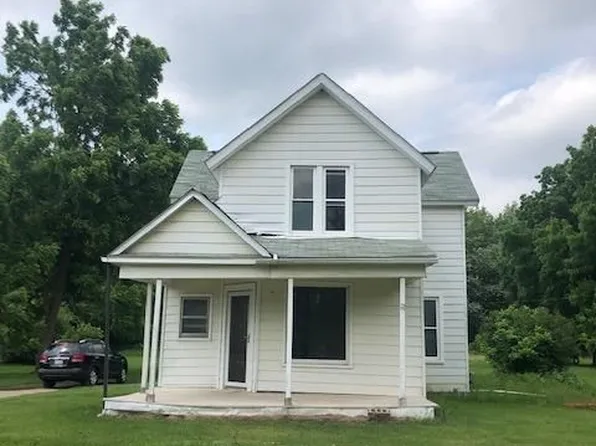 14566 Darling Rd, Milan, MI 48160