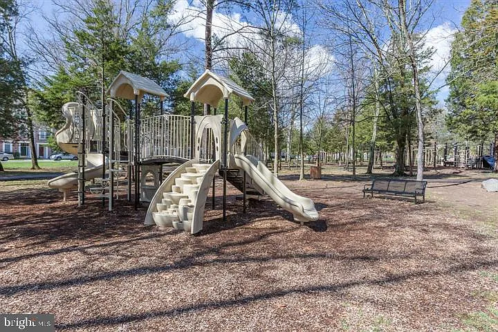 23595 Kingsdale Ter — Photo 40