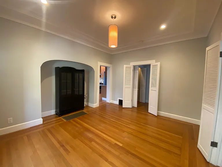 Dining room or flex space for office