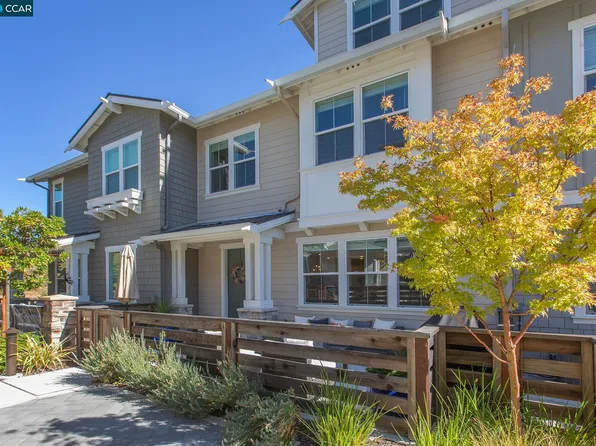 120 Wallace Cir, Moraga, CA 94556