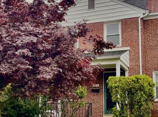 6913 Broening Rd, Baltimore, MD 21222
