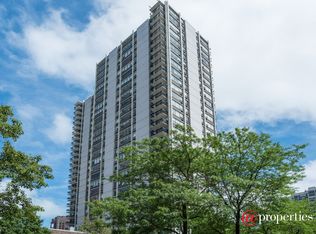1460 N Sandburg Ter APT 2410, Chicago, IL 60610