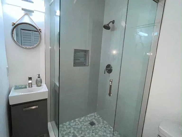 2908 SW 15th St #9-D — Photo 2