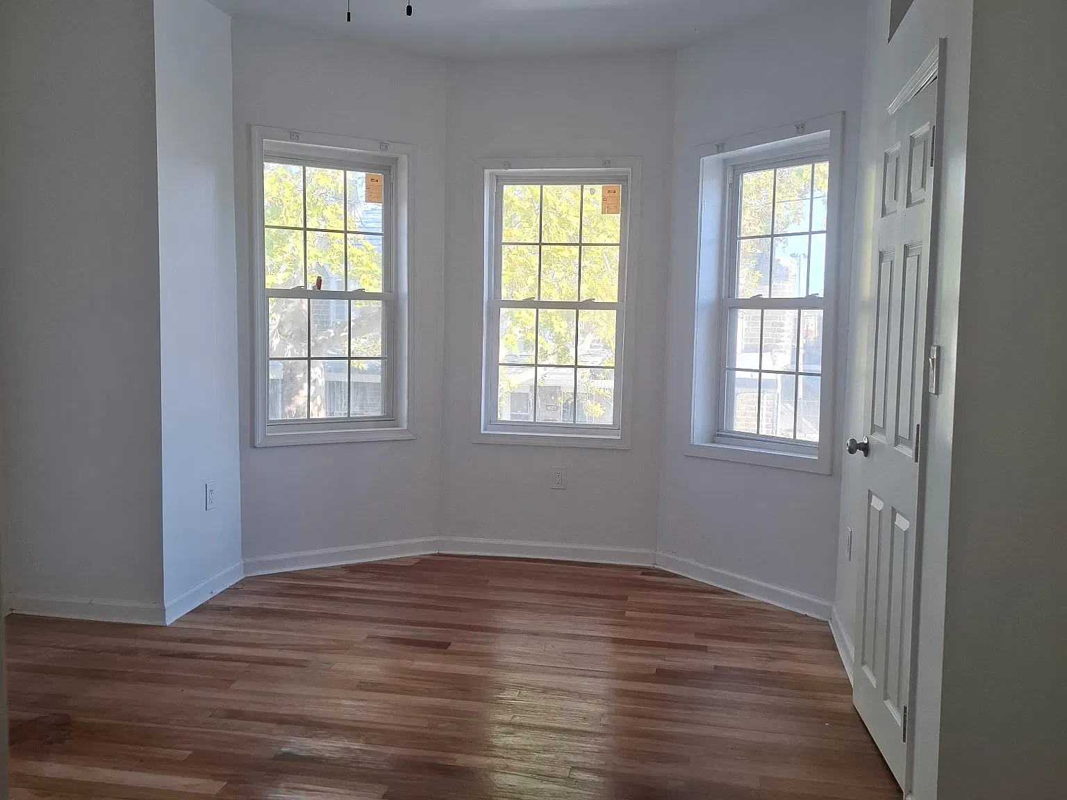 3 bed, 1440 sqft, $1,600 — Photo 3