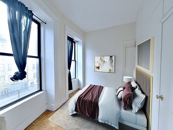 3rd image of 228 W 72nd St APT 4