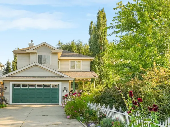 570 Glenwright Cres NW, Edmonton, AB T5T 6K8