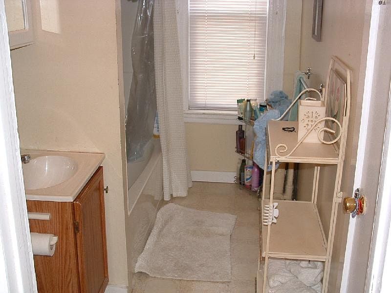 2nd image of 3 Foster St #02