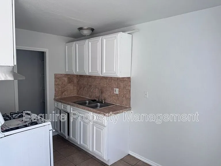 620 Cuesta Del Mar Dr #3 — Photo 5