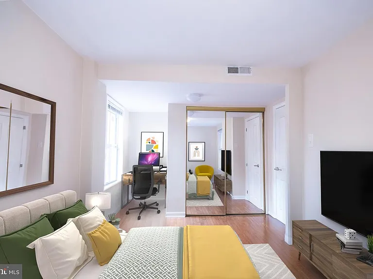 1736 Pine St #3 — Photo 5