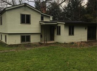 135 Shepard Rd, Gibsonia, PA 15044