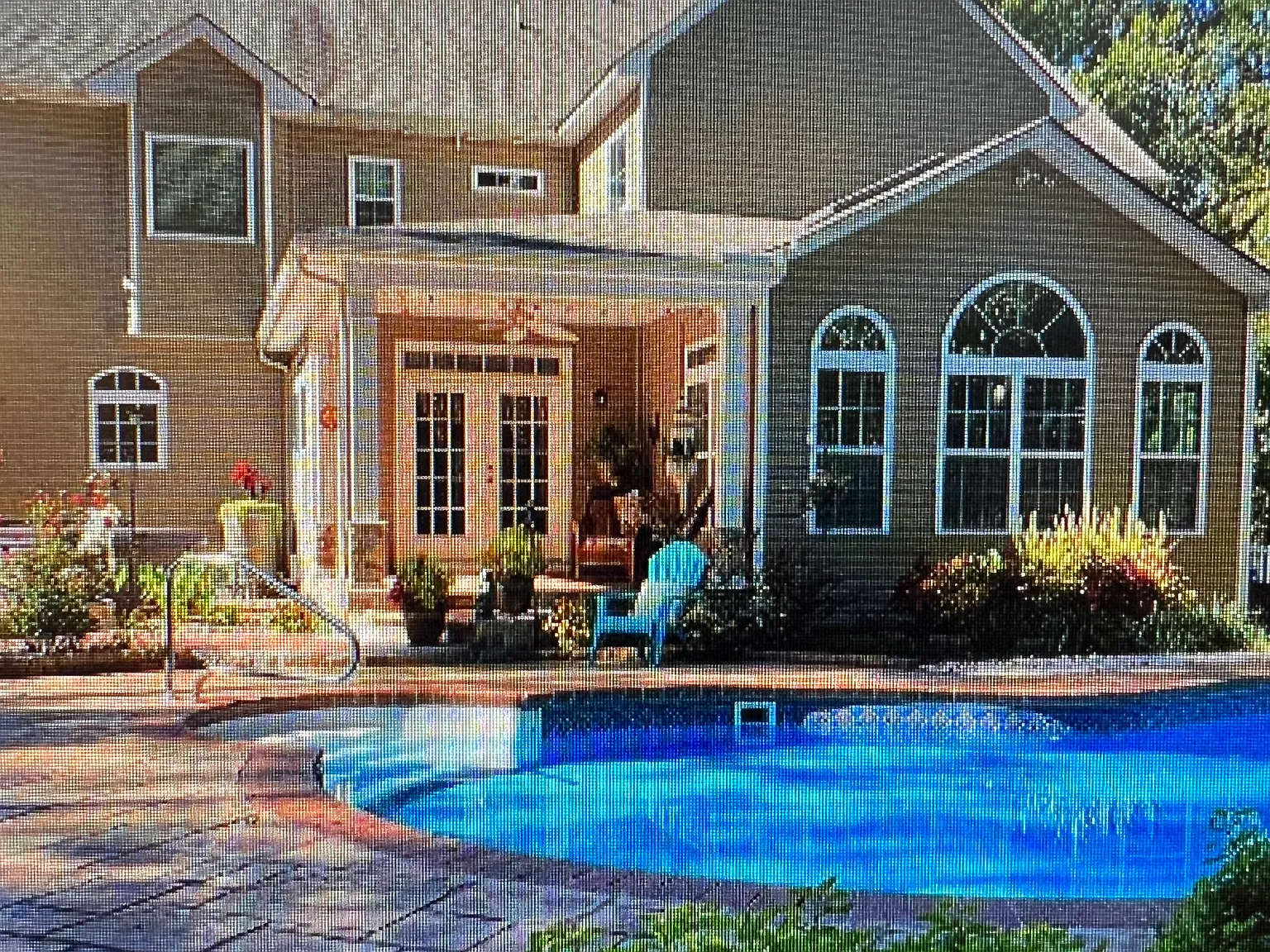 5 bed, 3.5 bath, 5200 sqft, $4,900 — Photo 4