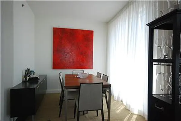Rented by Warburg | media 28