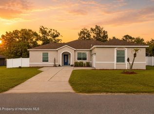11070 Labrador Duck Rd, Weeki Wachee, FL 34614