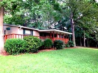 2nd image of 100 R Zimmerman Dr