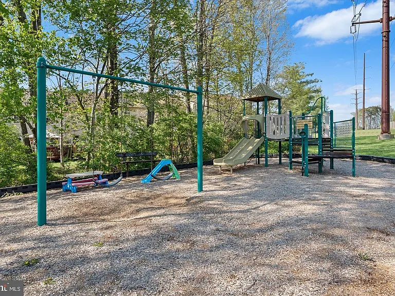 14519 Ravenscar Ct — Photo 37