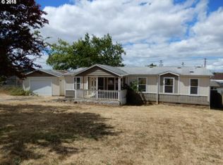 639 Old Town Loop Rd, Oakland, OR 97462