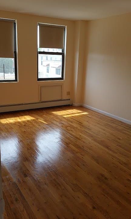 1st image of 1158 Greene Ave #3