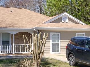 8913 Vicksburg Rd, Charlotte, NC