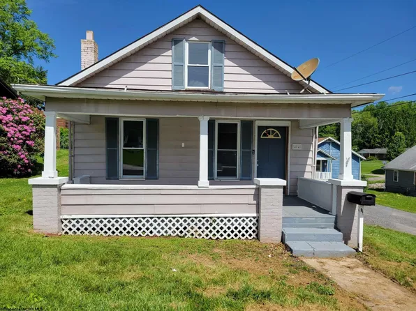 404 Thomas St, Shinnston, WV 26431