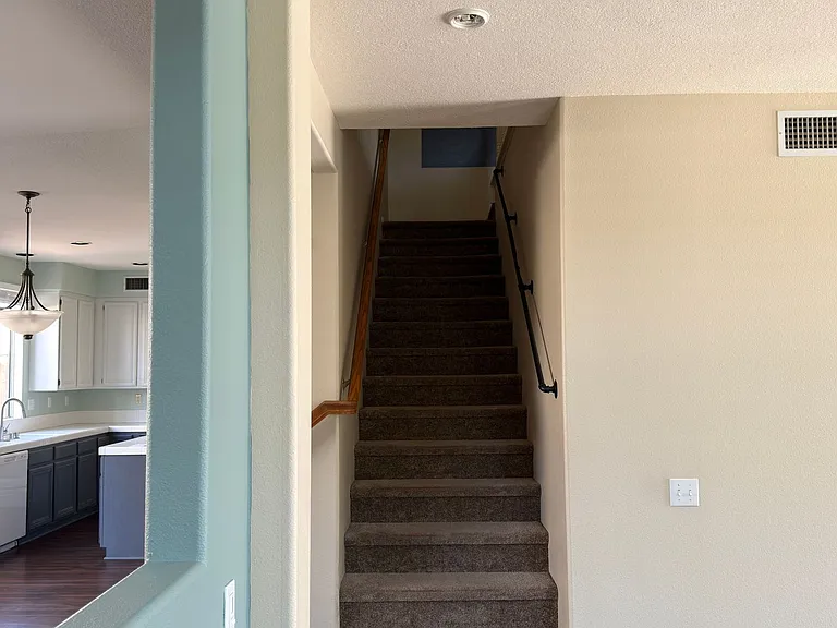 205 Venetia Way — Photo 9