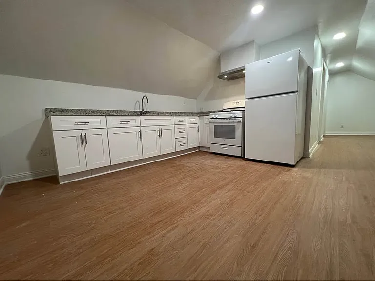 2239 S Trumbull Ave #3 — Photo 11