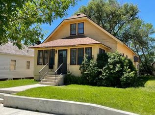 705 4th Ave E, Williston, ND 58801