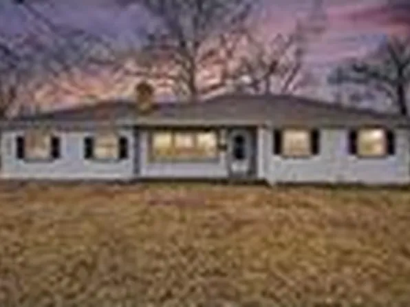 6017 N Howard Ave, Kansas City, MO 64118