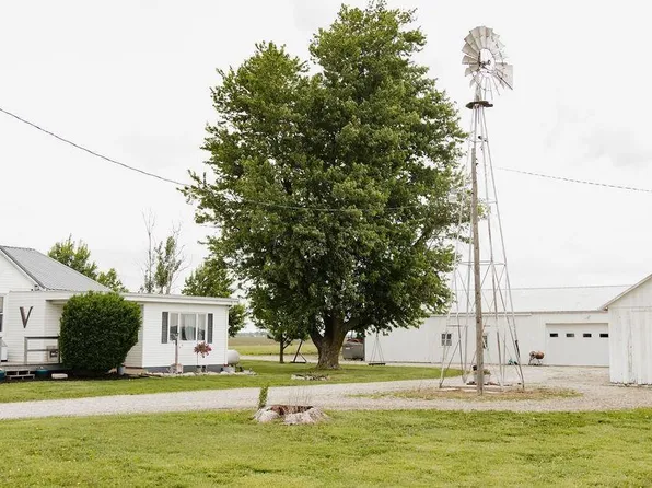 2201 N 2700th Ave, Golden, IL 62339