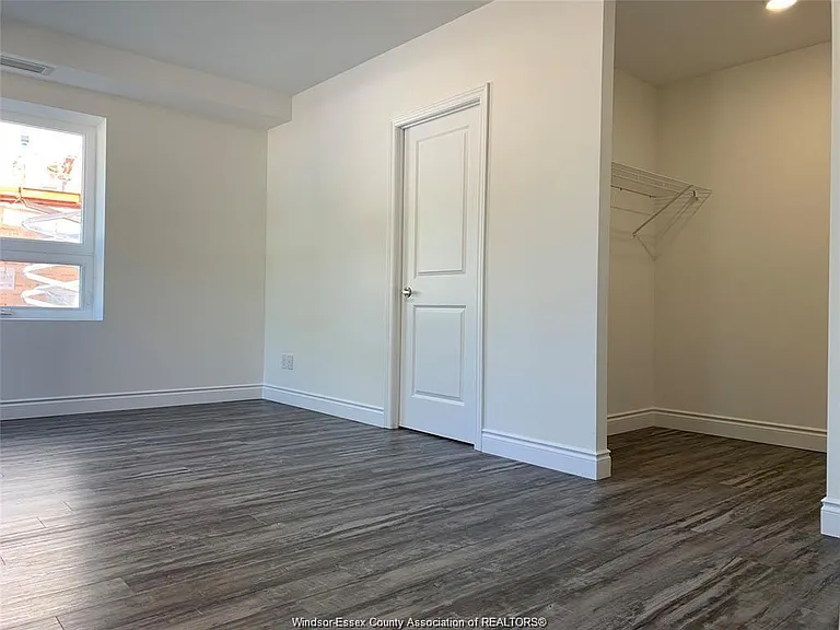 1675 Banwell Rd #502 — Photo 7