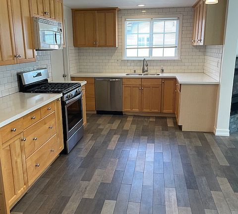 Open kitchen/living room