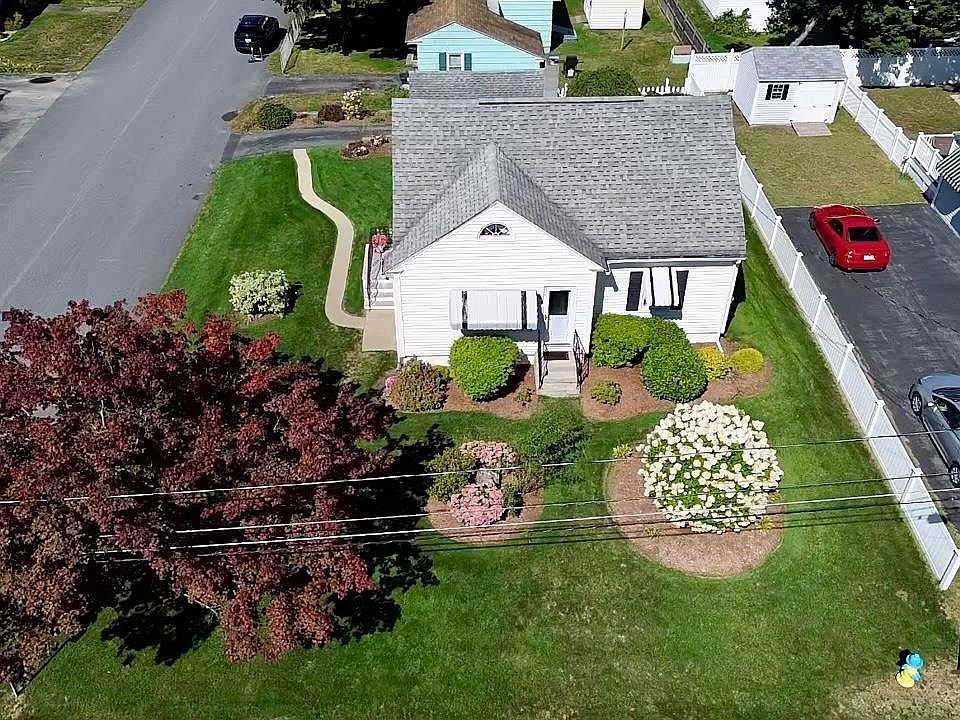 1st image of 11 Victor Avenue