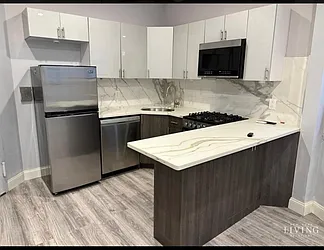 950 Bergen Street, #2