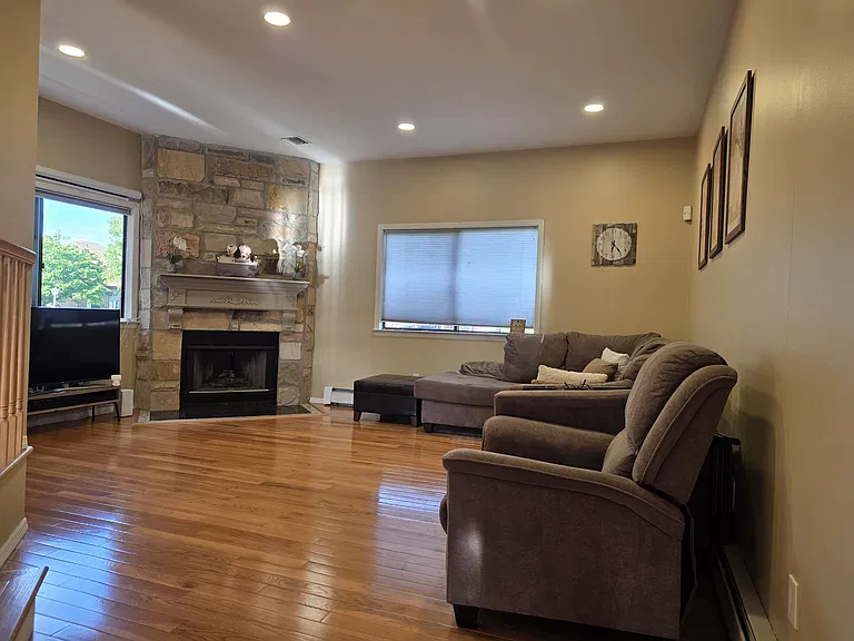 Powderhorn Dr — Photo 5