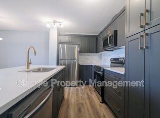 980 Stillwater Blvd NW, Edmonton, AB T6M 1L6